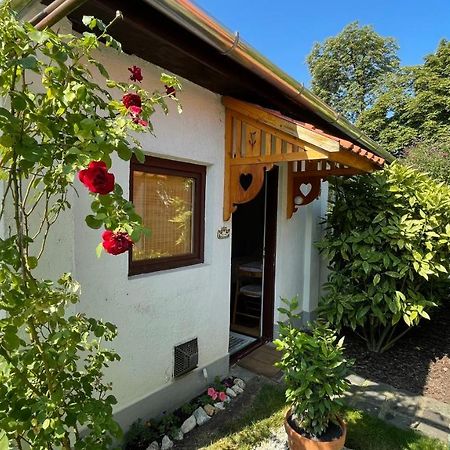 Ferienwohnung Magnolia Garden Miskolc Exterior foto